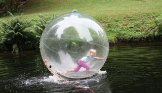 Water zorbs